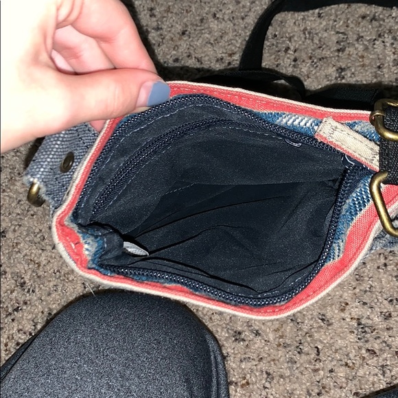 crossover purse - Picture 4 of 7